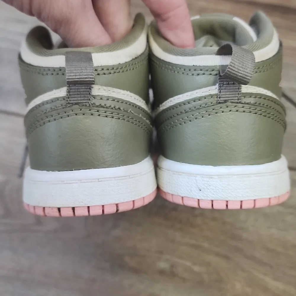 Air Jordan Mid GT Bleached Coral sz 10c - Picture 5 of 8